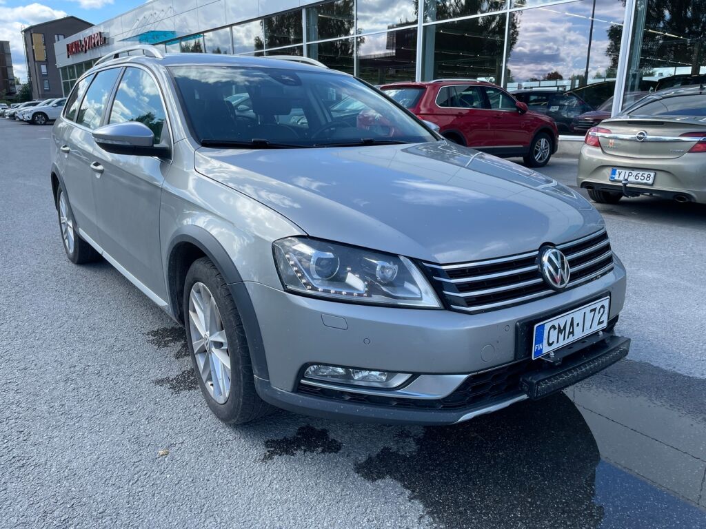 Volkswagen Passat 2013 Harmaa