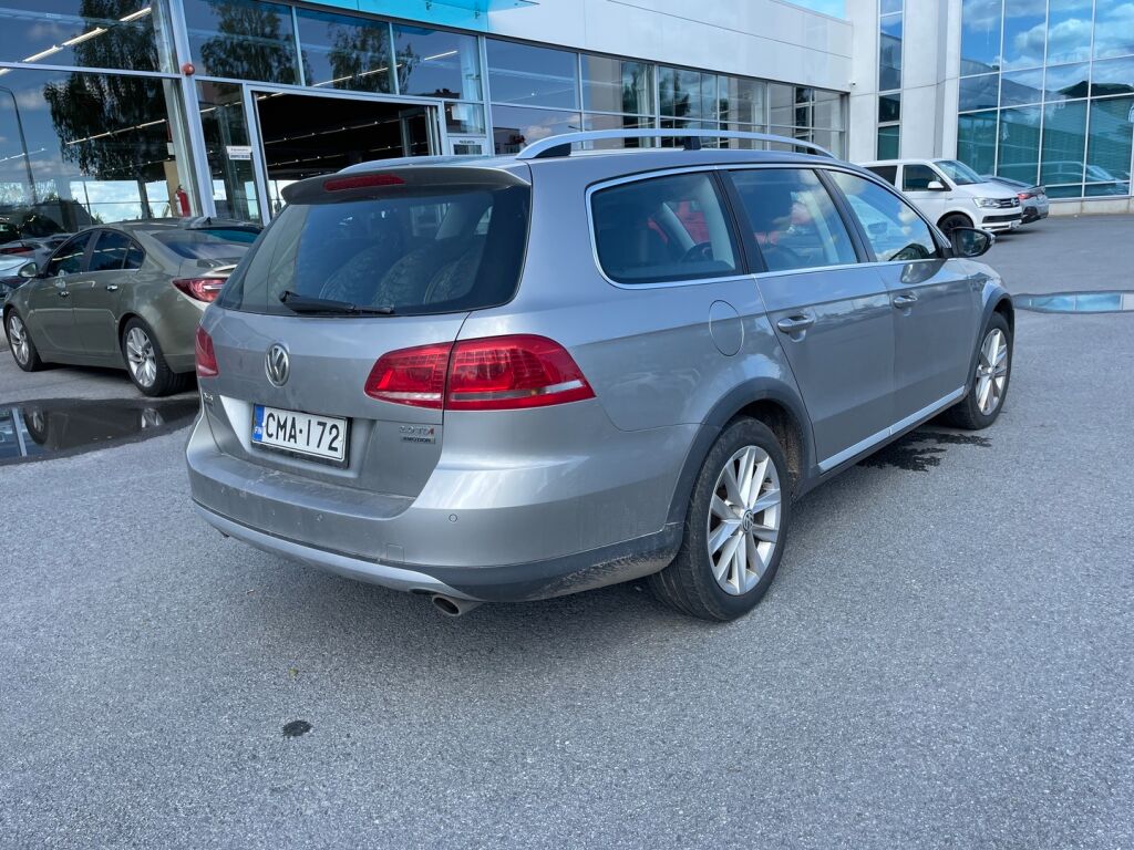 Volkswagen Passat 2013 Harmaa