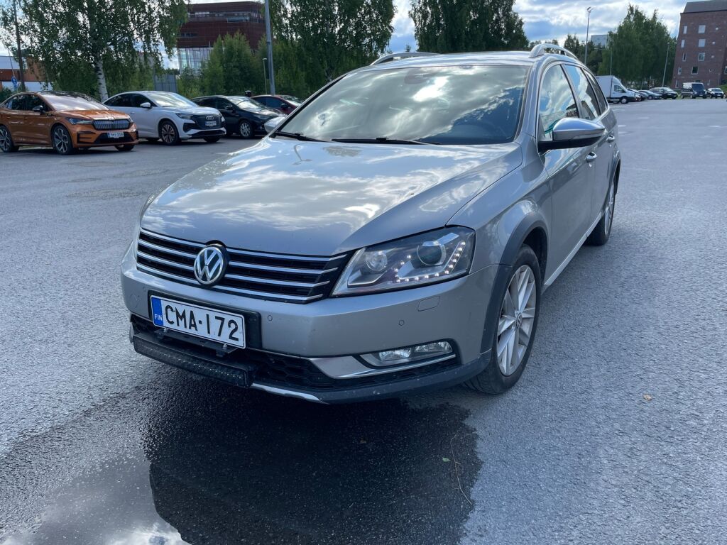 Volkswagen Passat 2013 Harmaa