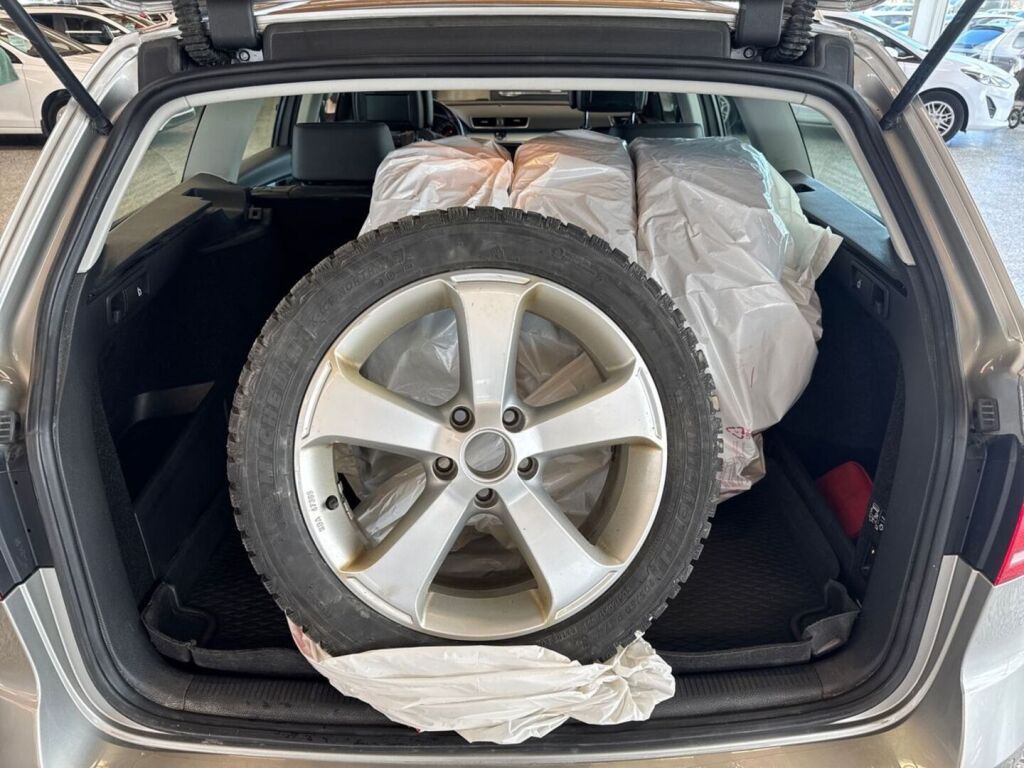 Volkswagen Passat 2013 Harmaa