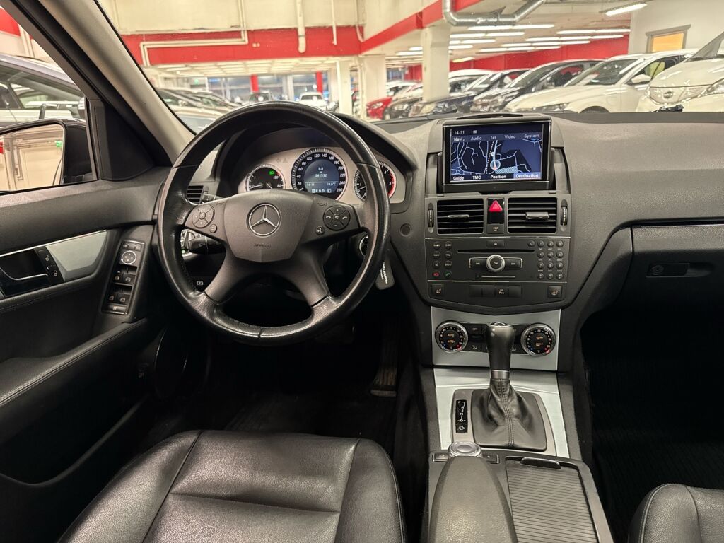 Mercedes-Benz C 2009 Musta