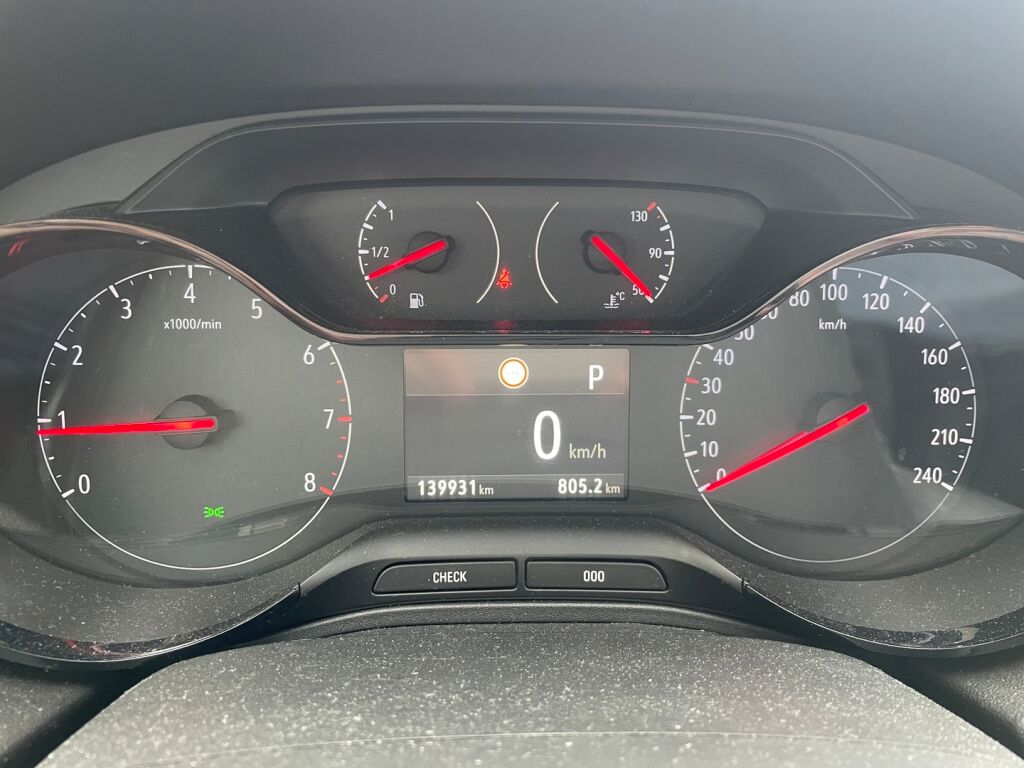 Opel Grandland X 2019 Musta