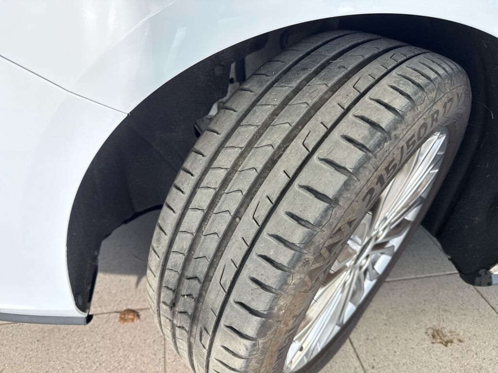 Ford Focus 2019 Valkoinen