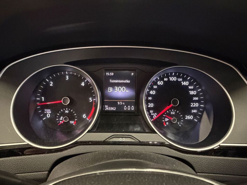 Volkswagen Passat 2015 Valkoinen