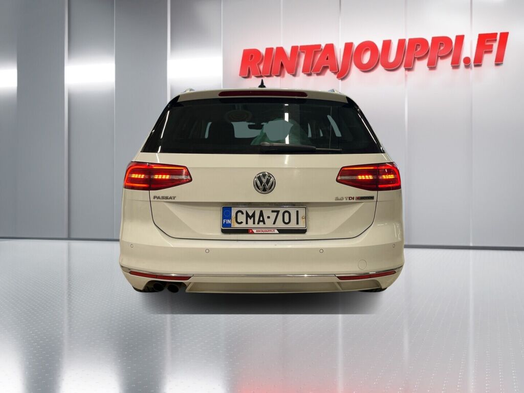 Volkswagen Passat 2015 Valkoinen