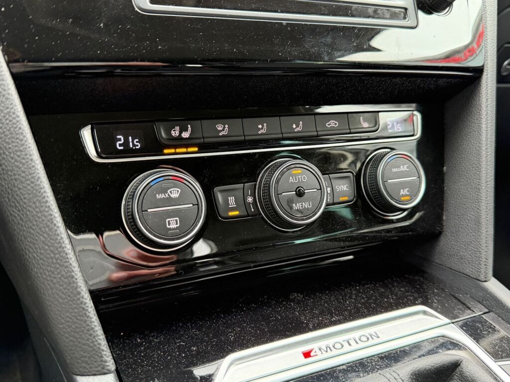 Volkswagen Passat 2015 Valkoinen