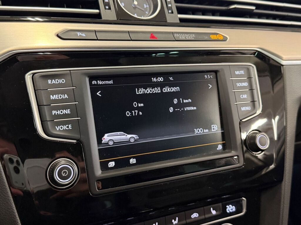 Volkswagen Passat 2015 Valkoinen