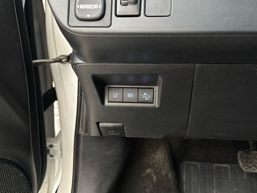 Toyota Yaris 2019 Valkoinen