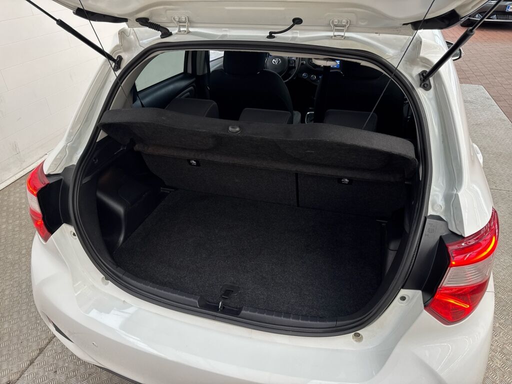 Toyota Yaris 2019 Valkoinen