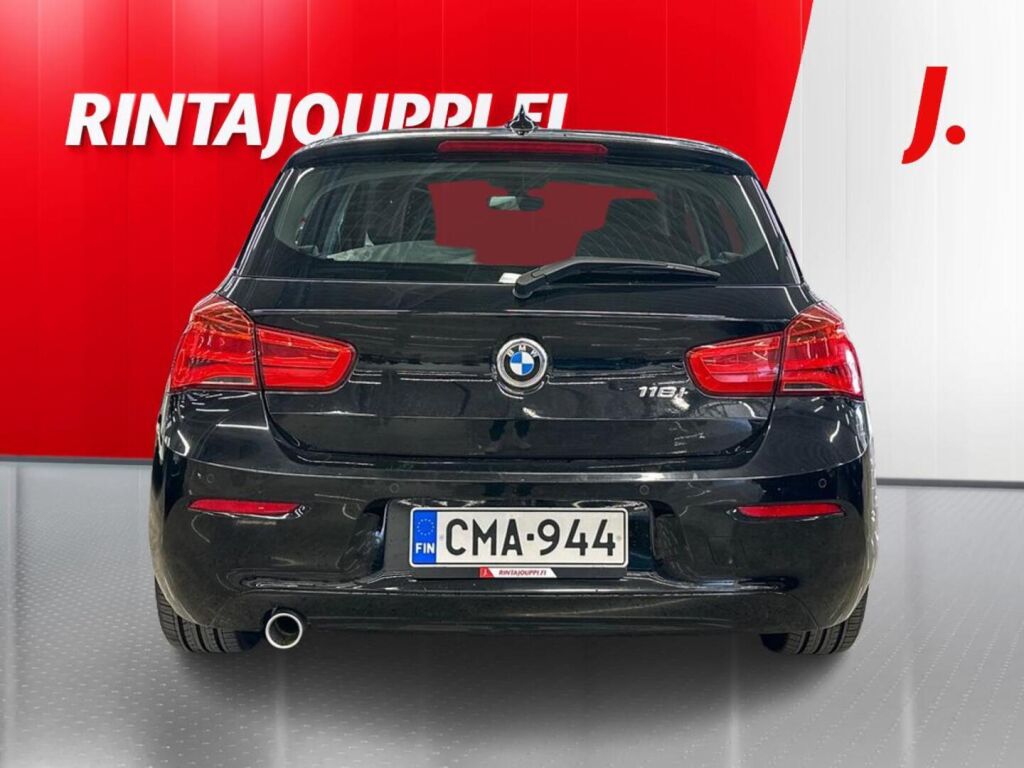 BMW 118 2019 Musta