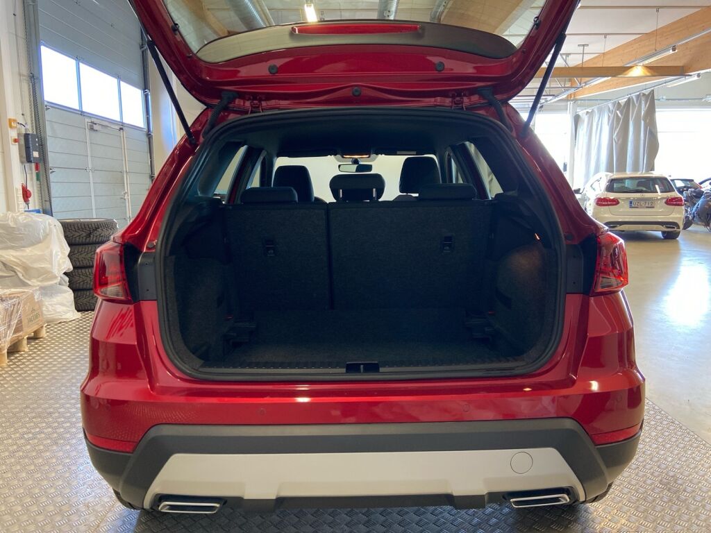 Seat Arona 2019 Punainen