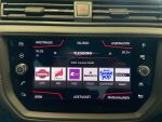 Seat Arona 2019 Punainen