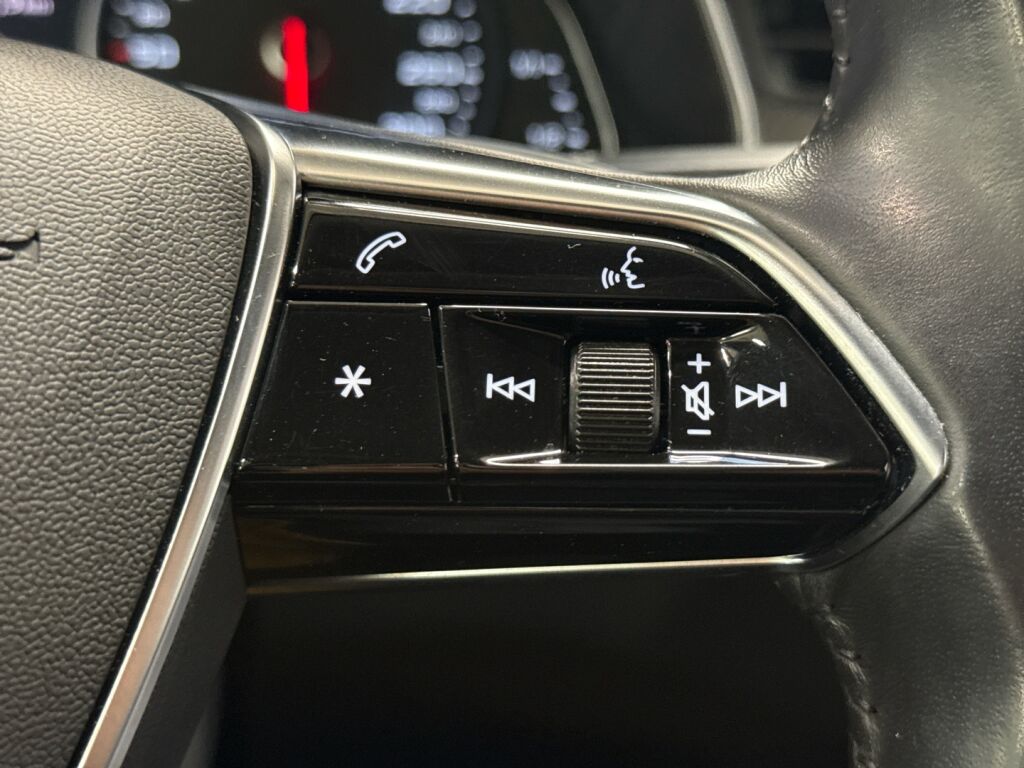 Audi A6 2020 Valkoinen