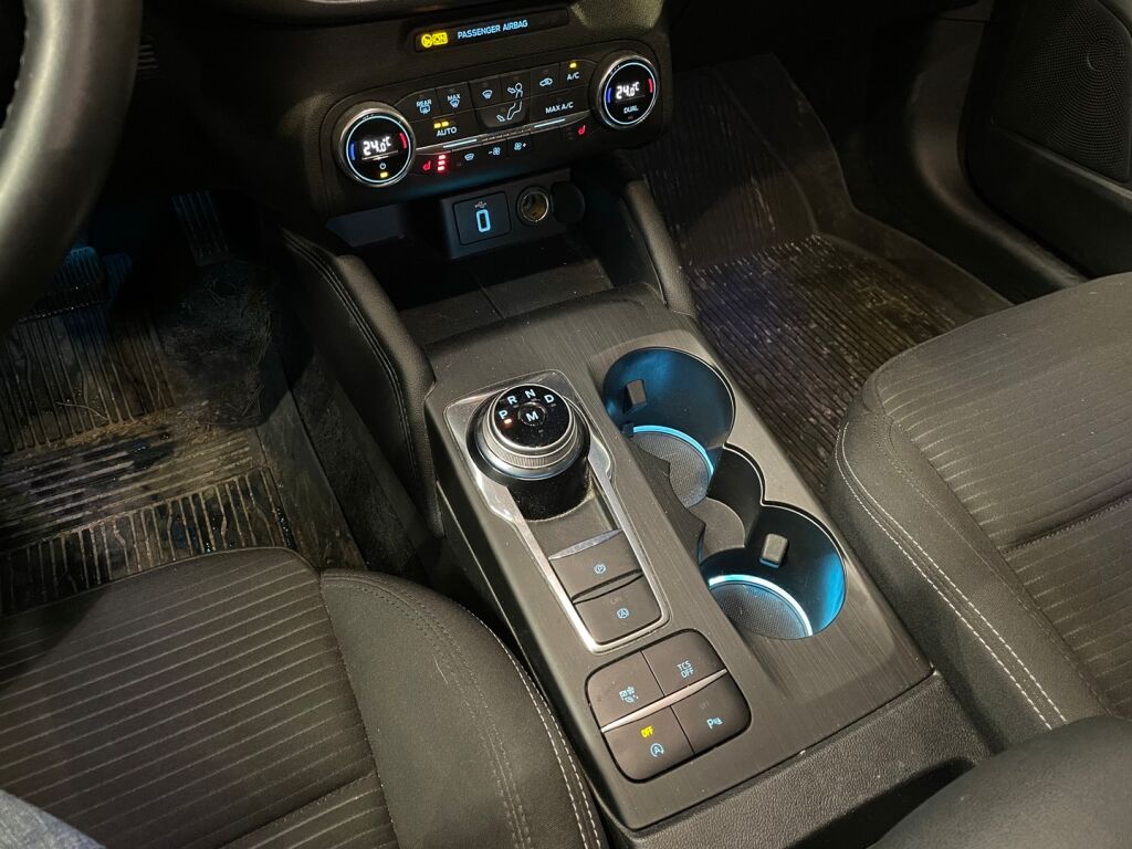 Ford Focus 2019 Sininen