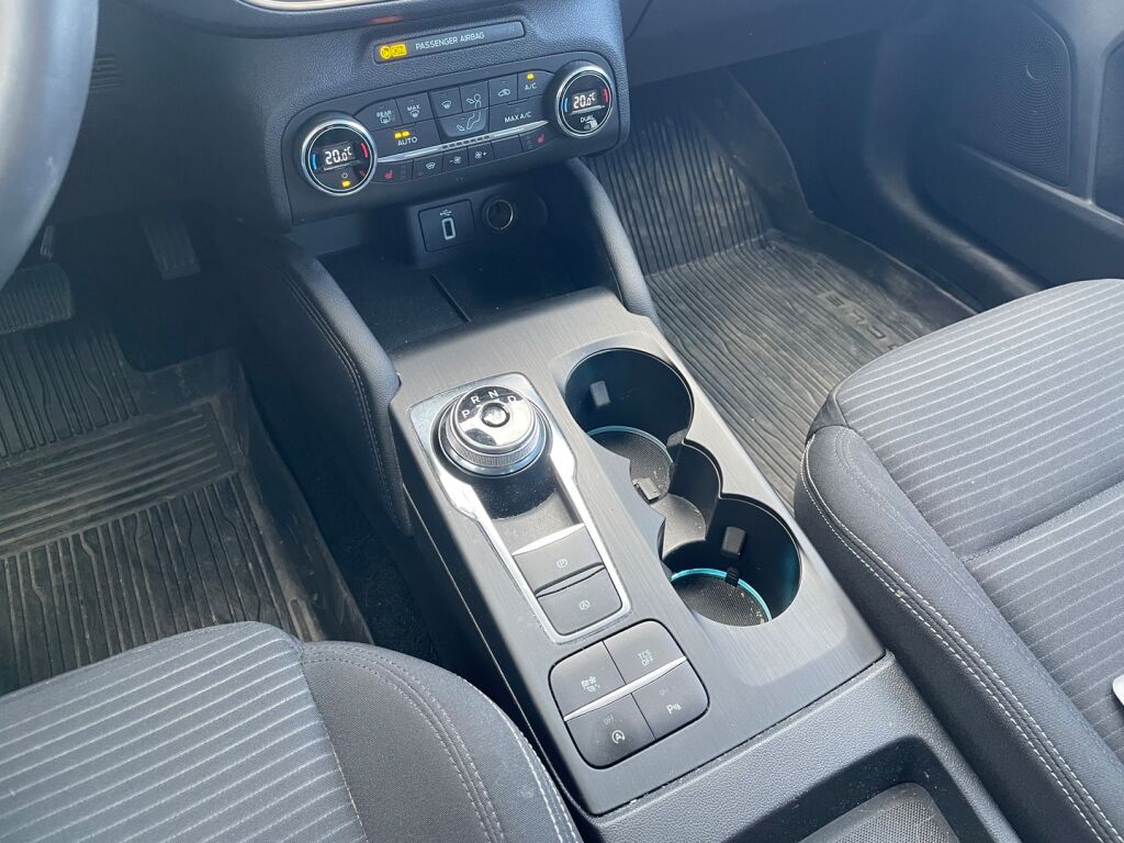 Ford Focus 2019 Musta