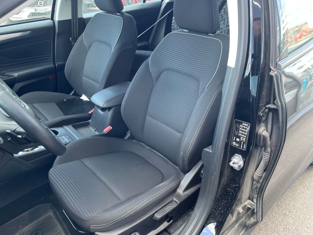 Ford Focus 2019 Musta