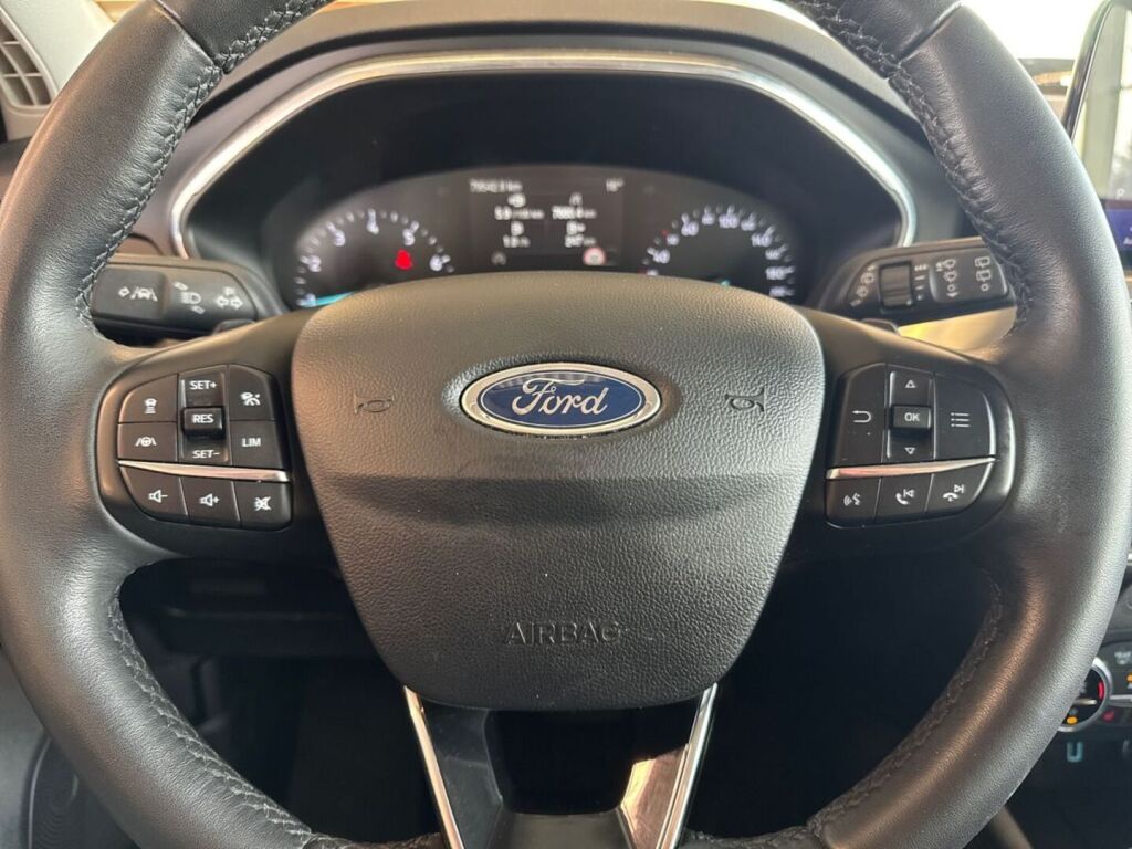 Ford Focus 2019 Musta