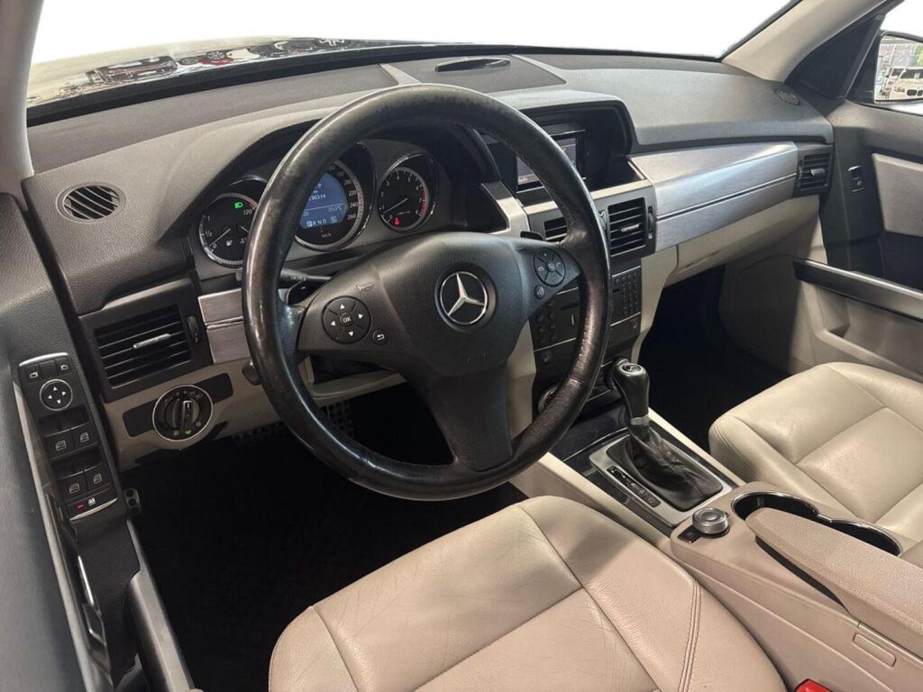 Mercedes-Benz GLK 2008 Musta