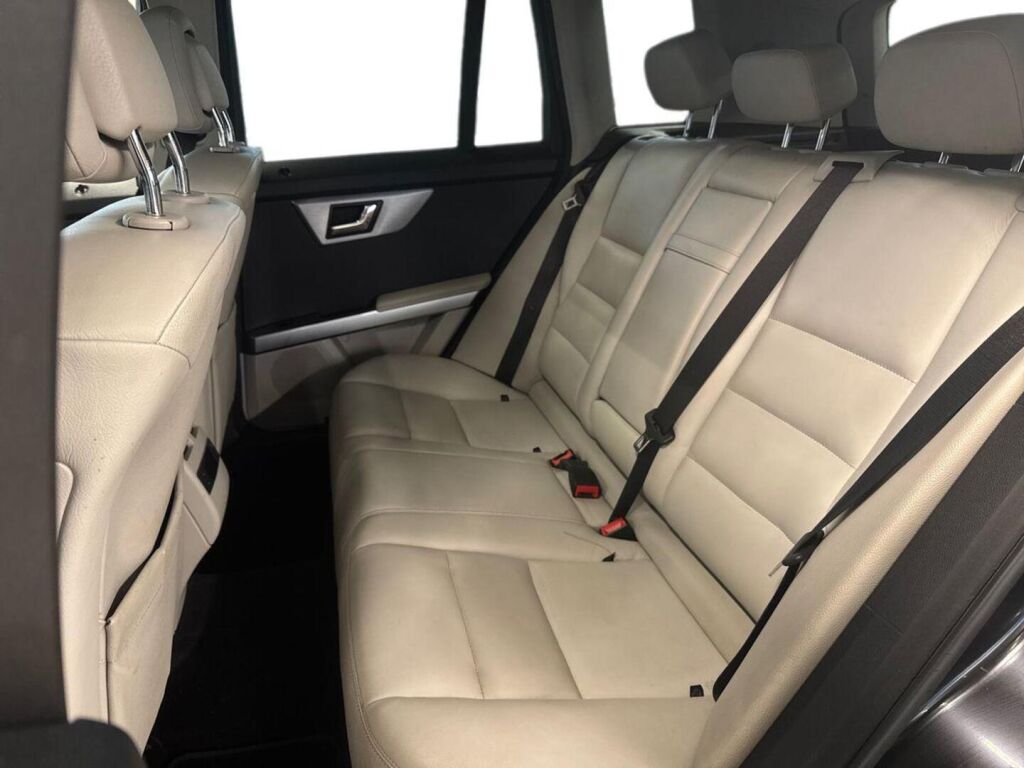 Mercedes-Benz GLK 2008 Musta