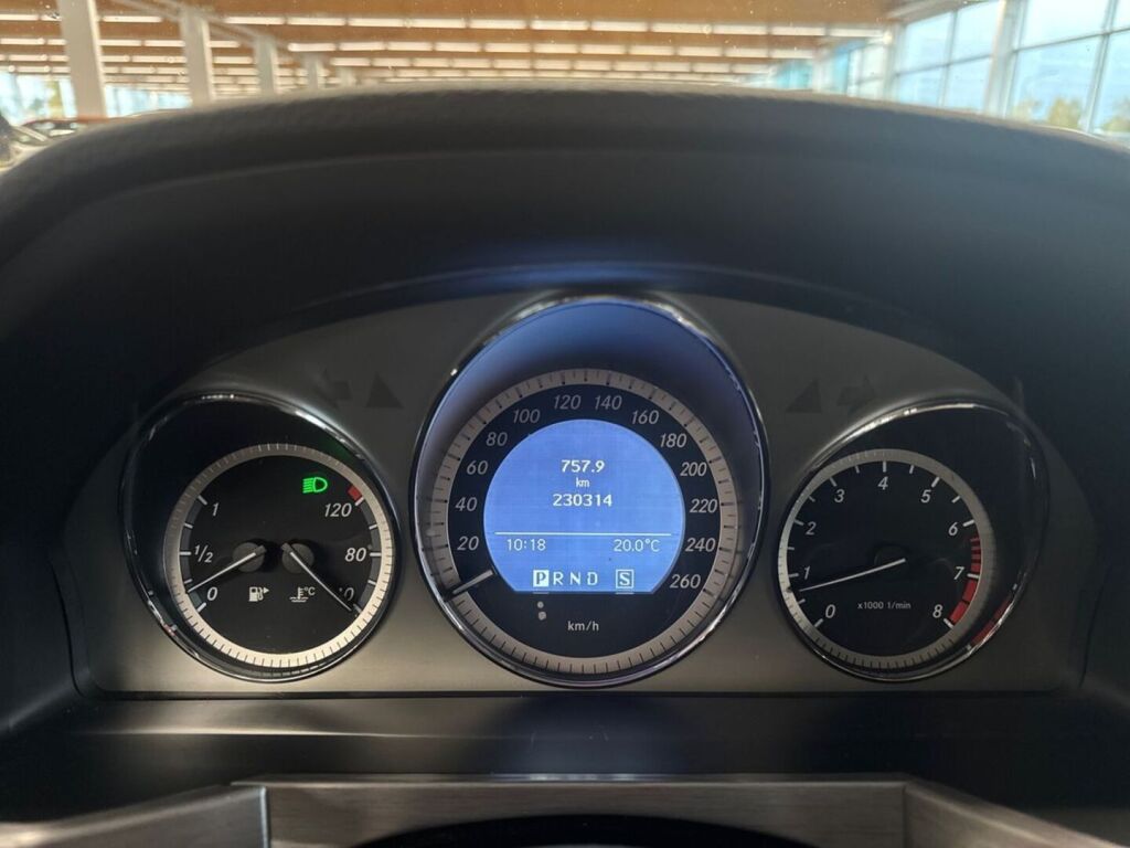 Mercedes-Benz GLK 2008 Musta