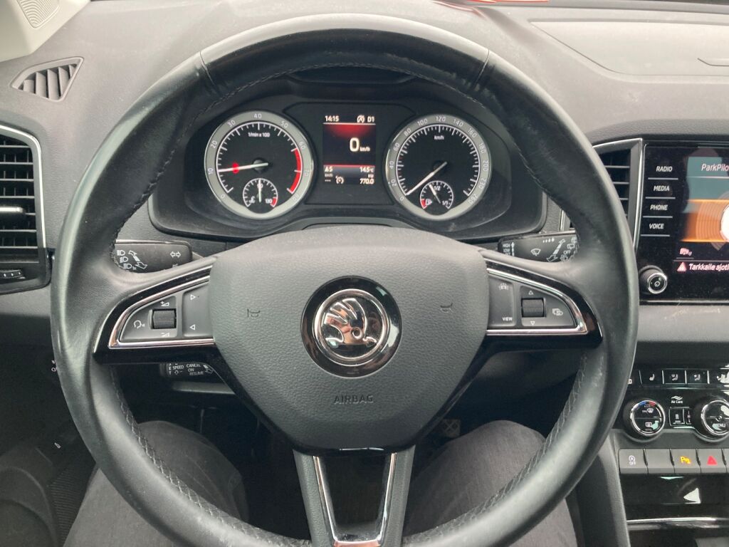 Skoda Karoq 1,0 TSI Style DSG Autom. 2019, photo 7/20