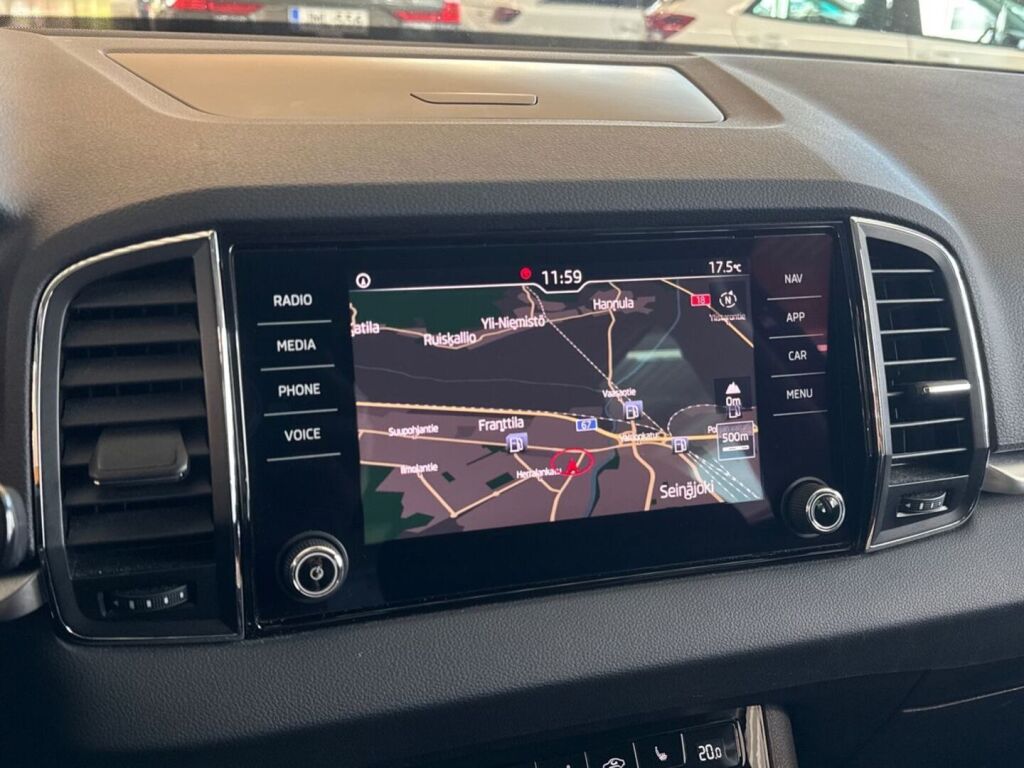 Skoda Karoq 2019 Punainen