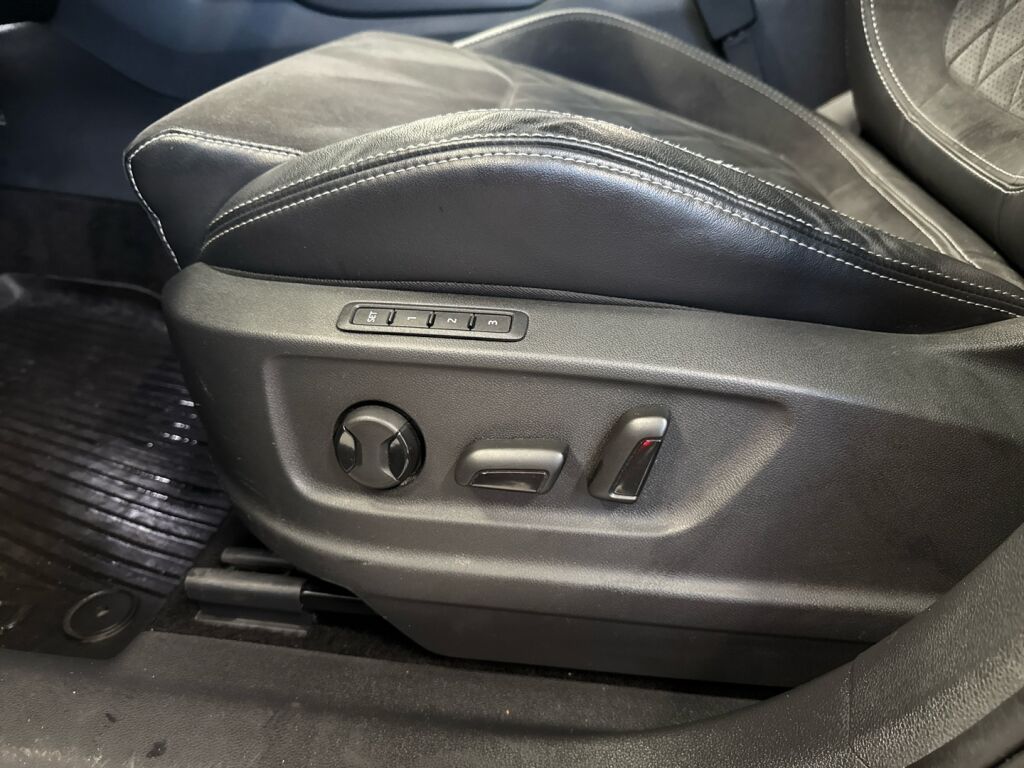 Skoda Kodiaq 2019 Musta