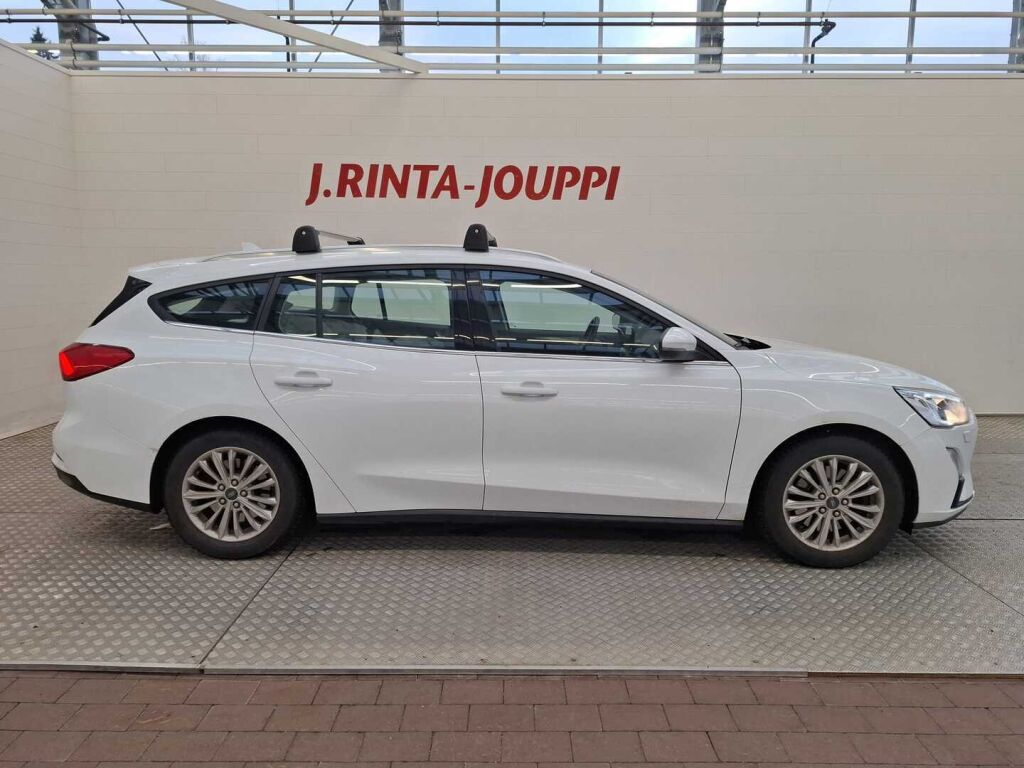 Ford Focus 2019 Valkoinen