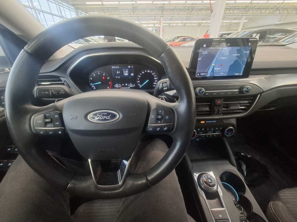 Ford Focus 2019 Valkoinen