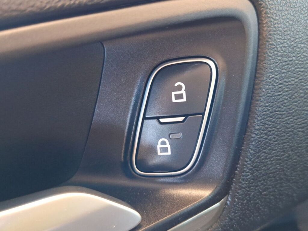 Ford Focus 2019 Musta