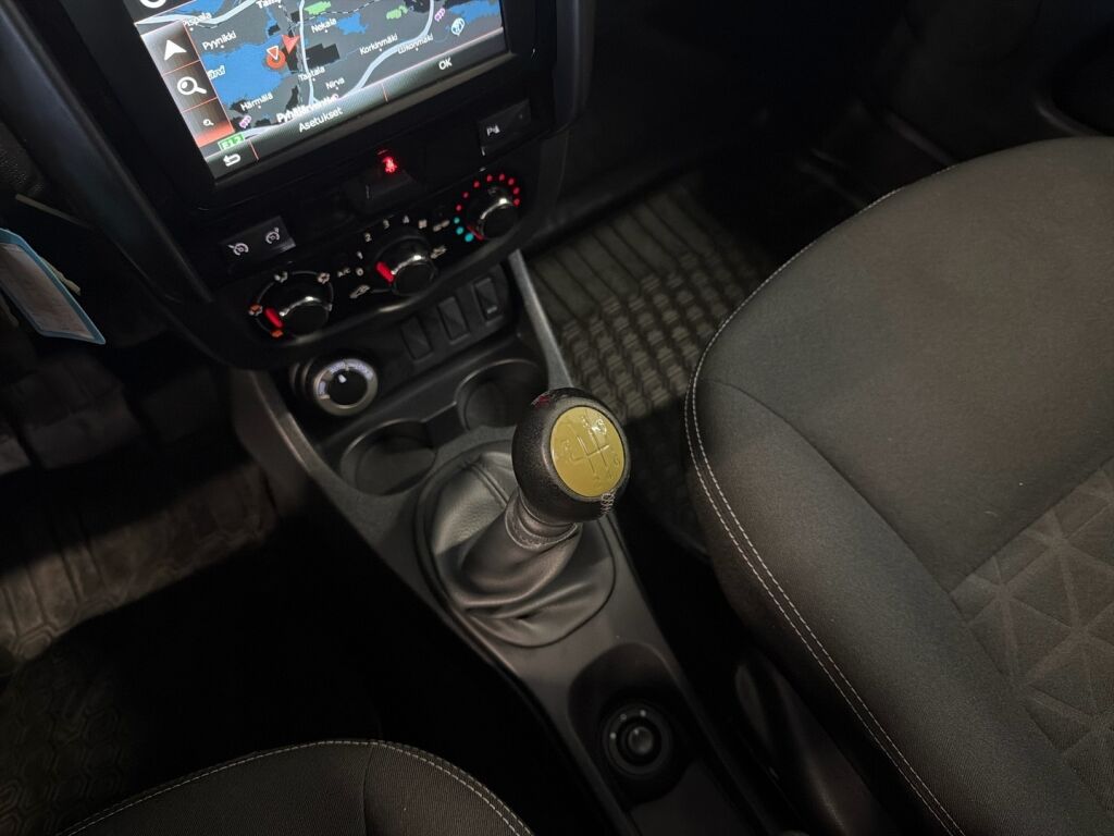 Renault Duster 2017 Vihreä