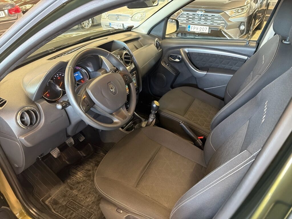 Renault Duster 2017 Vihreä