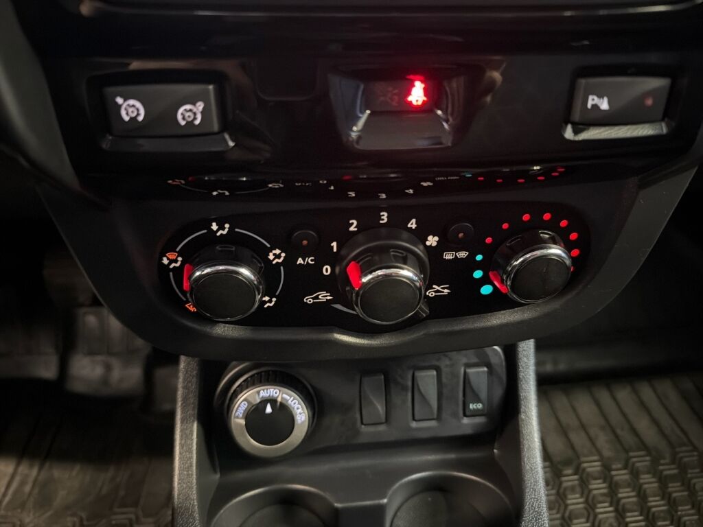 Renault Duster 2017 Vihreä