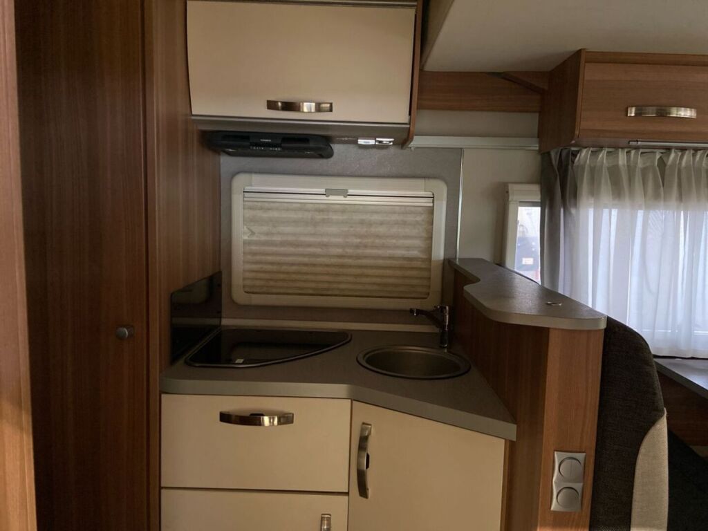 Weinsberg CARASUITE 650 MF 2019 Valkoinen