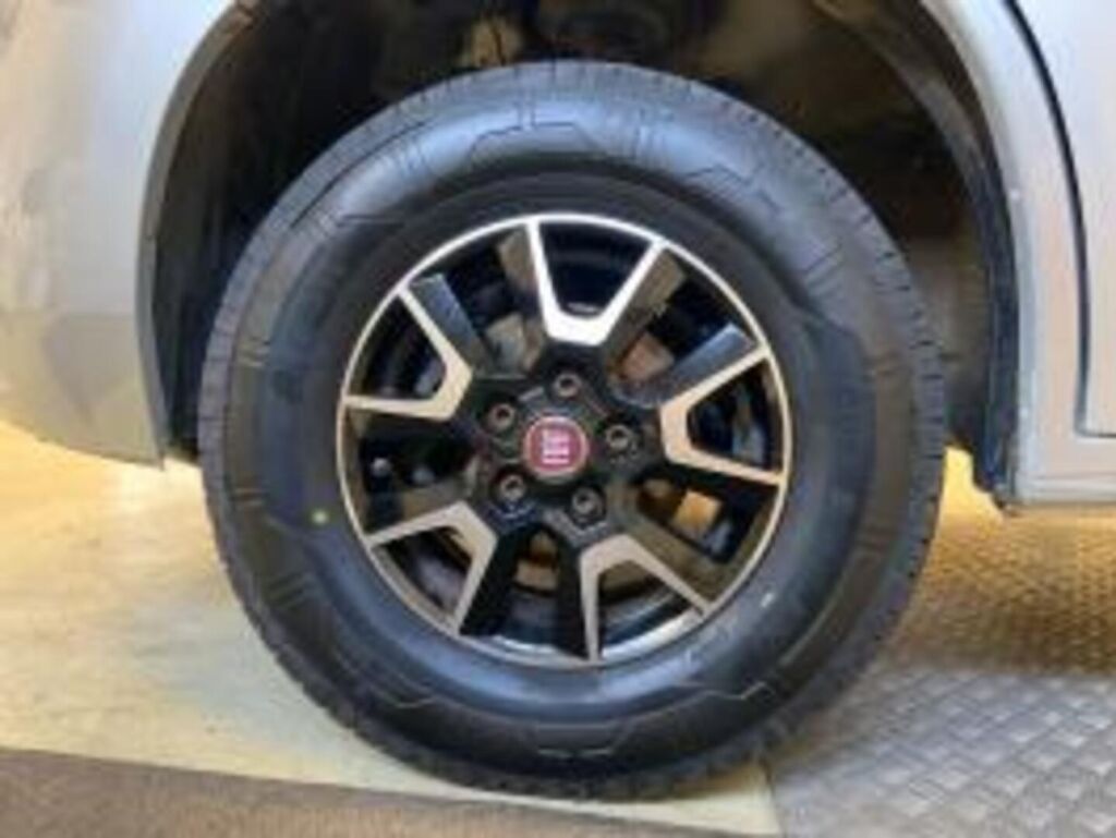 Weinsberg CARASUITE 650 MF 2019 Valkoinen