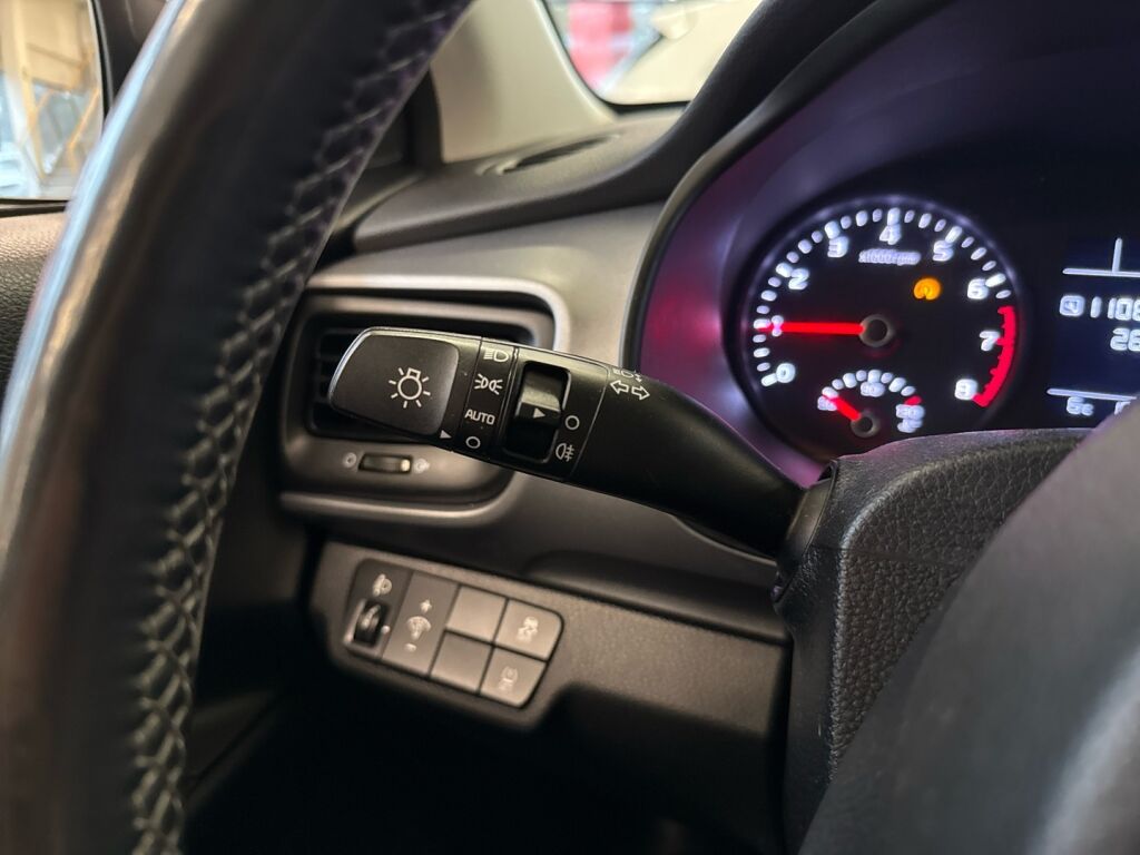 Kia Stonic 2020 Harmaa