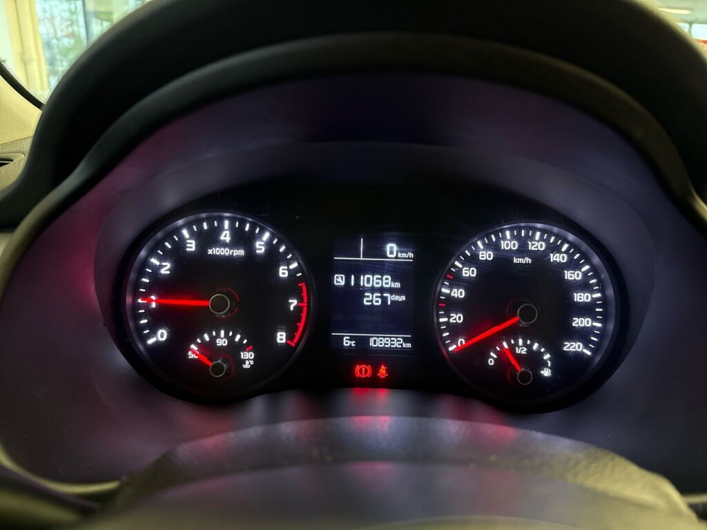 Kia Stonic 2020 Harmaa