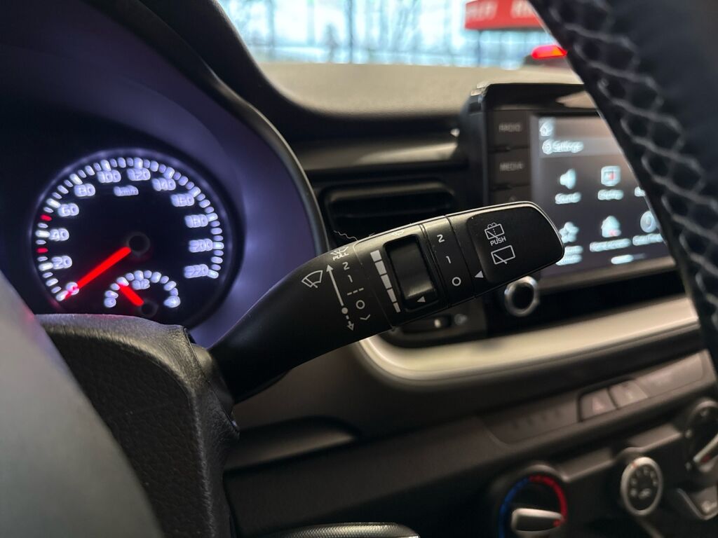 Kia Stonic 2020 Harmaa