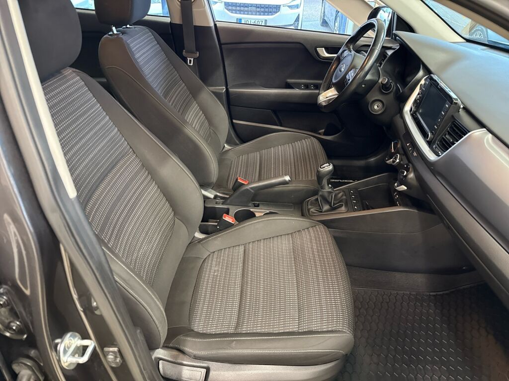 Kia Stonic 2020 Harmaa