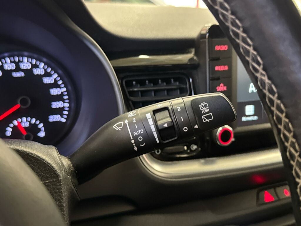 Kia Stonic 2019 Valkoinen