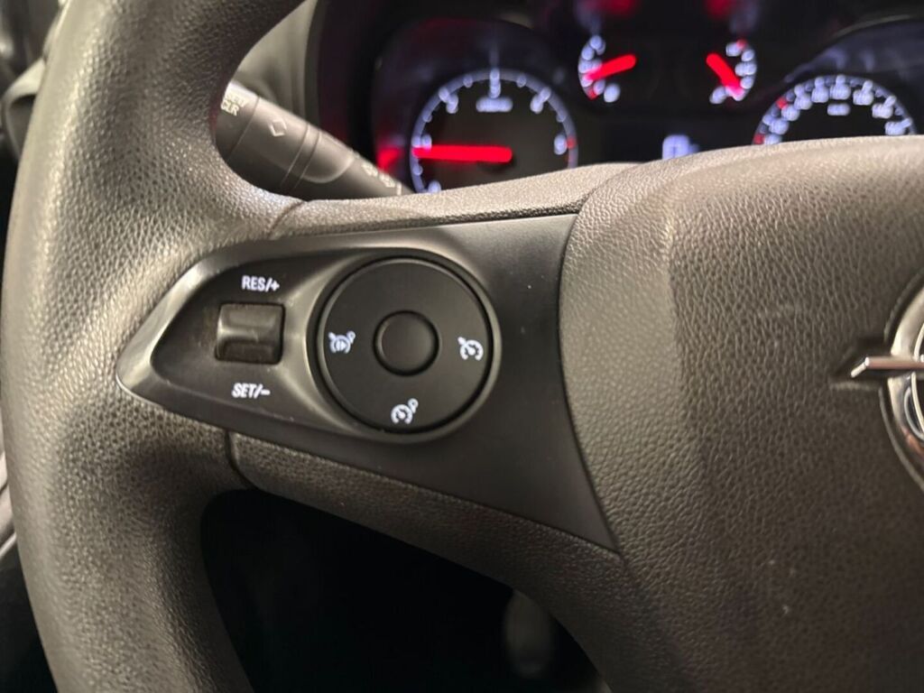 Opel Combo 2020 Valkoinen
