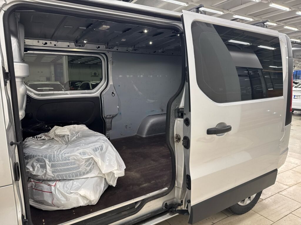 Opel Vivaro 2019 Harmaa