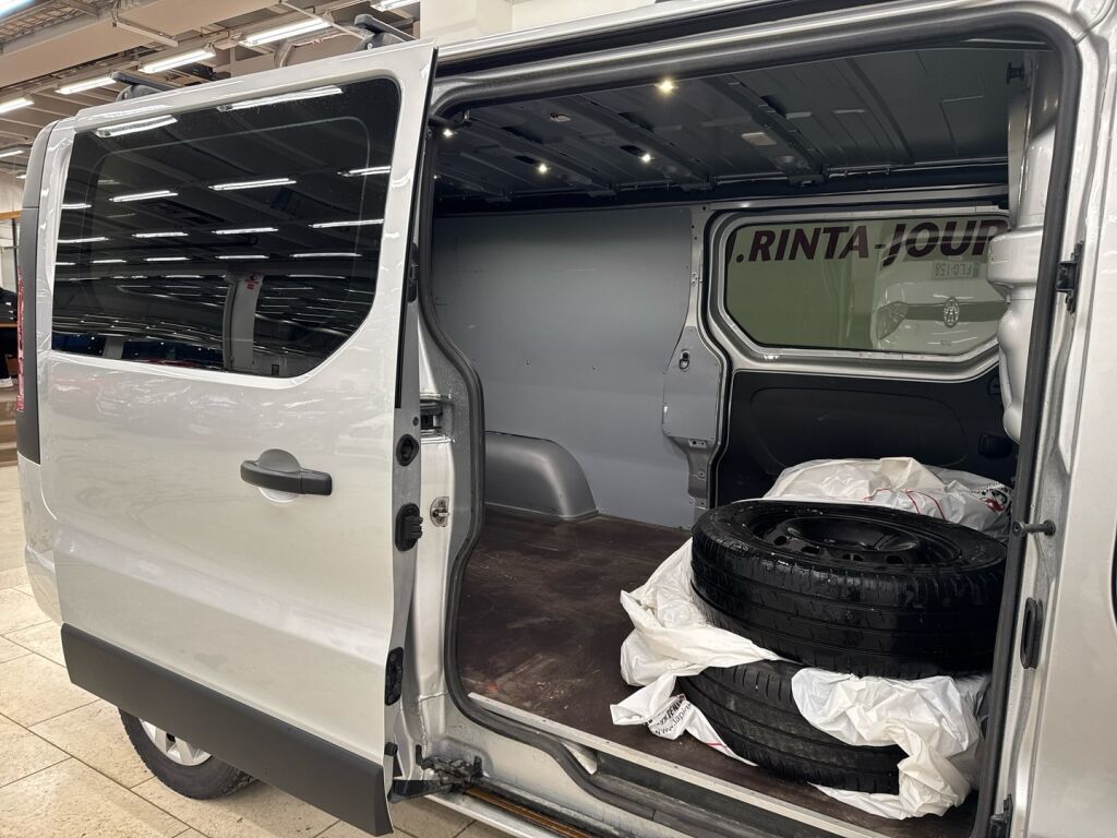 Opel Vivaro 2019 Harmaa