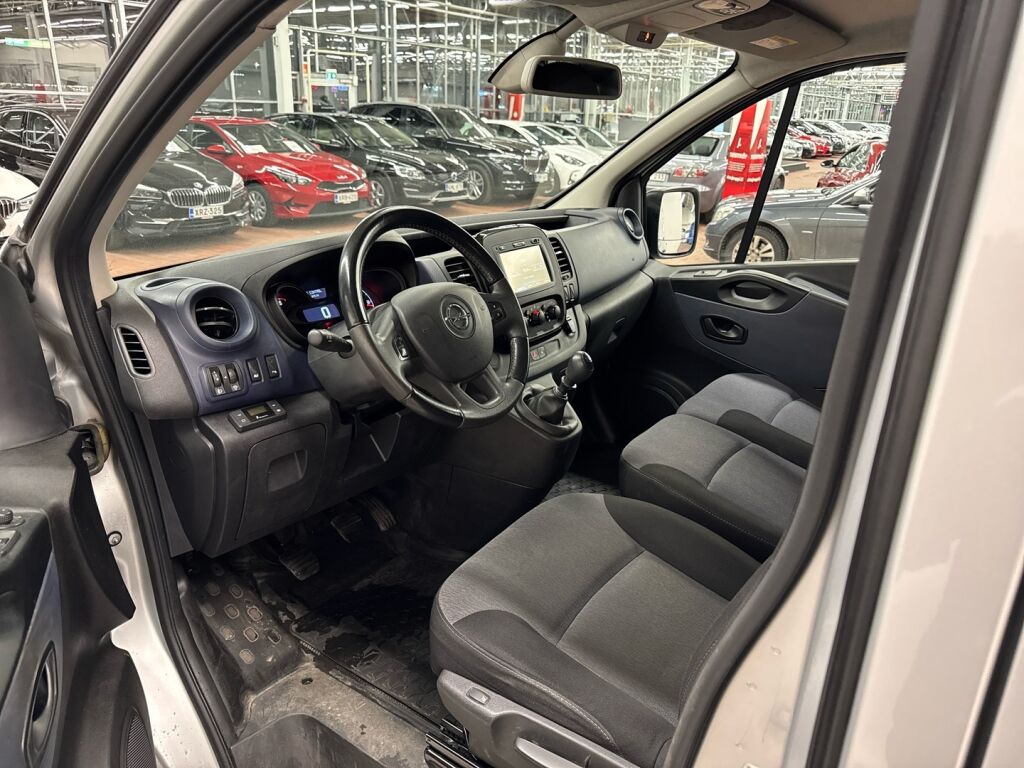 Opel Vivaro 2019 Harmaa