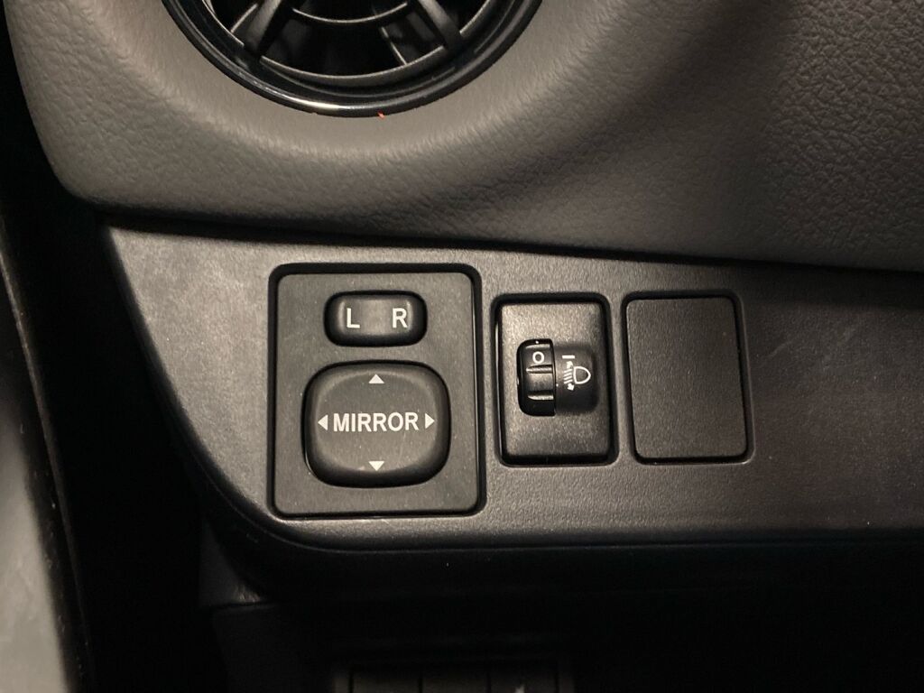 Toyota Yaris 2019 Valkoinen