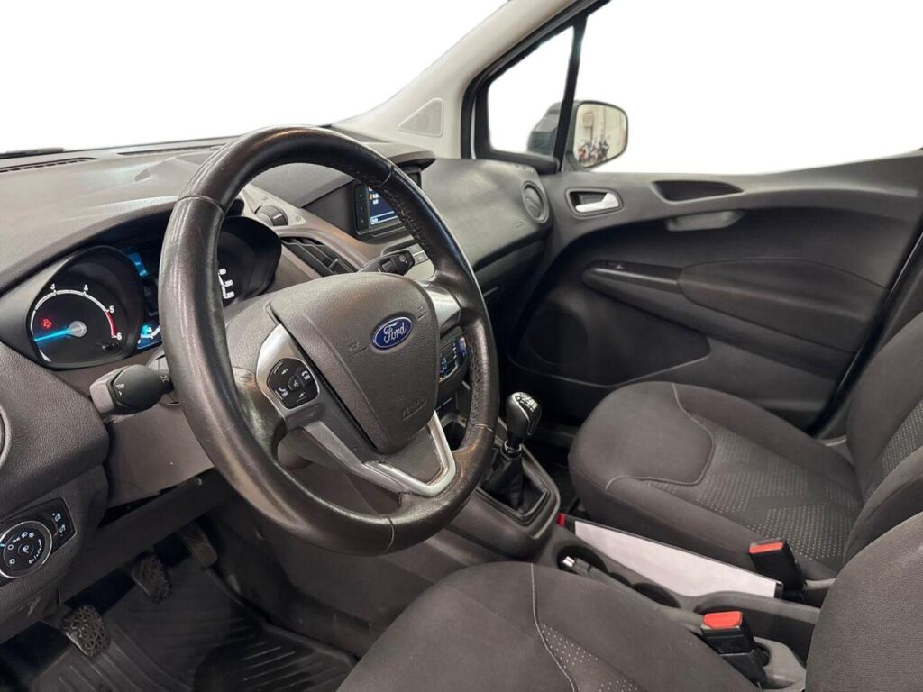 Ford Transit Courier 2019 Valkoinen