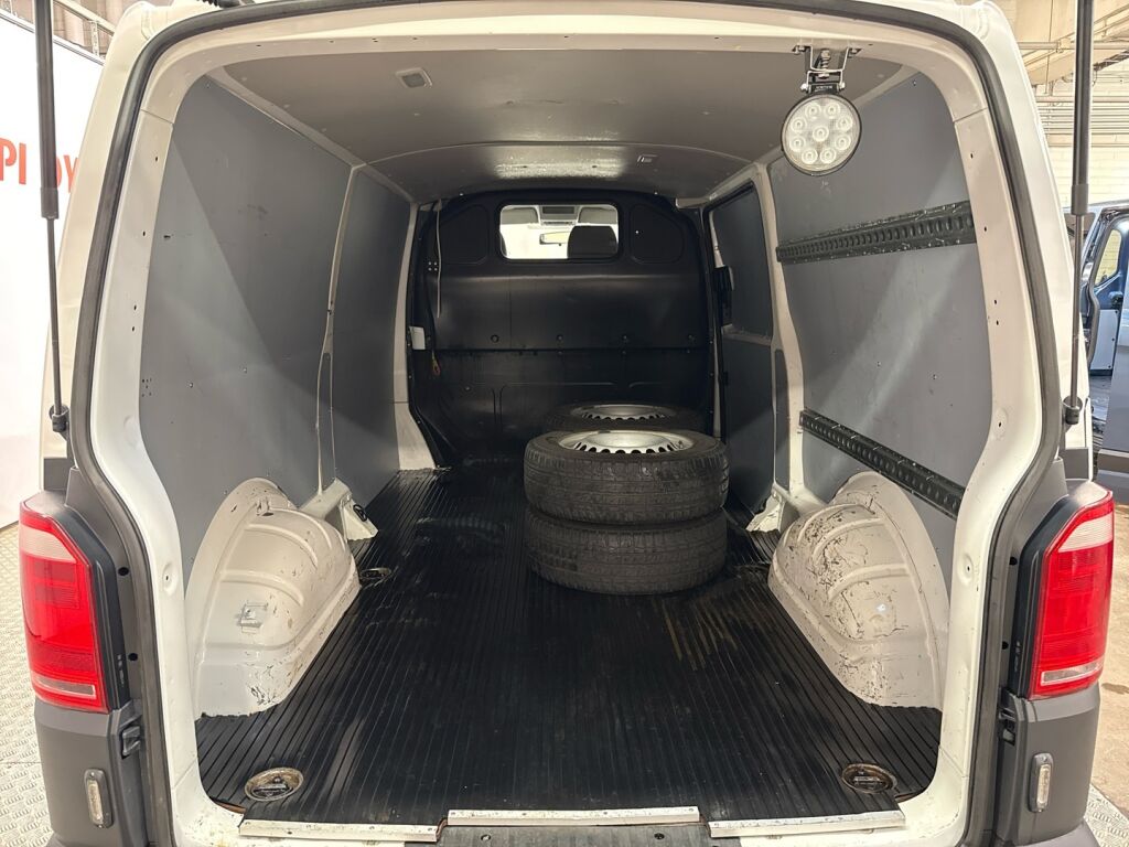 Volkswagen Transporter 2019 Valkoinen