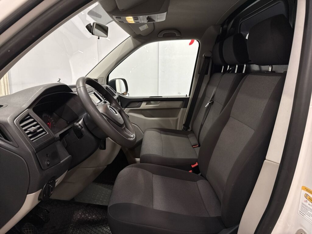 Volkswagen Transporter 2019 Valkoinen