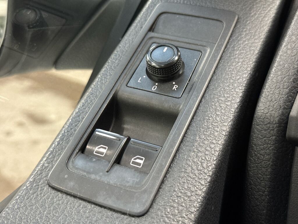 Volkswagen Transporter 2019 Valkoinen