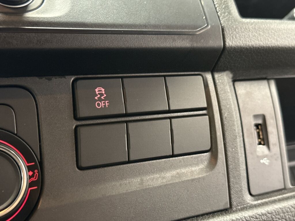 Volkswagen Transporter 2019 Valkoinen